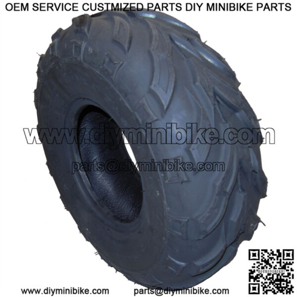 19 x 7-8 Treaded Tire (7.020.033)