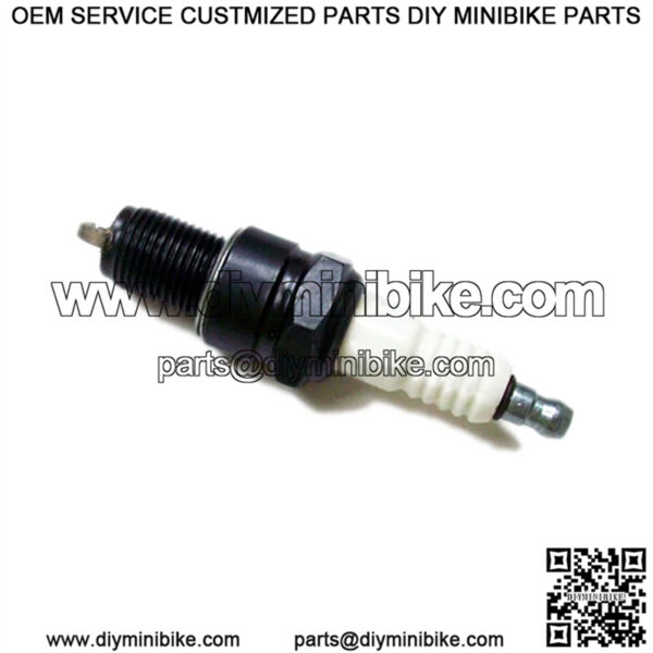 Spark Plug for Honda GX160 & GX200 / Clone 5.5-6.5HP Engine